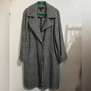 Forever 21 Black and White Plaid Coat